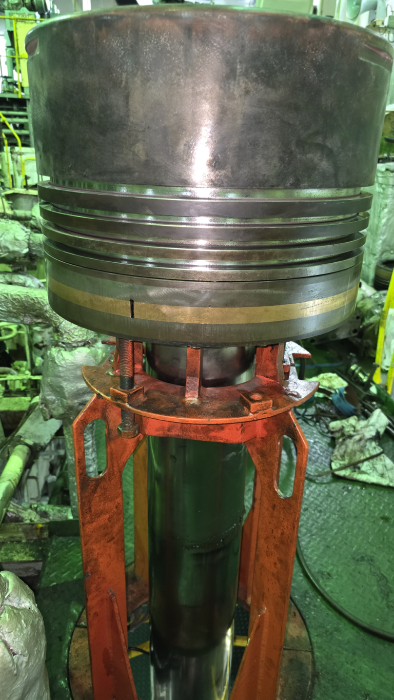 gmts-main-engines10